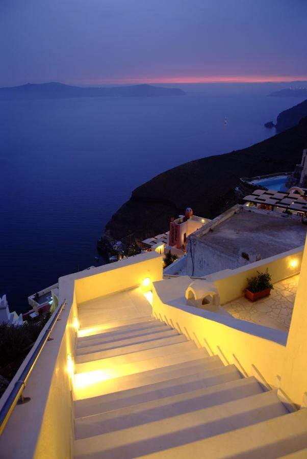 Asha Luxury Suites Fira  Exterior photo