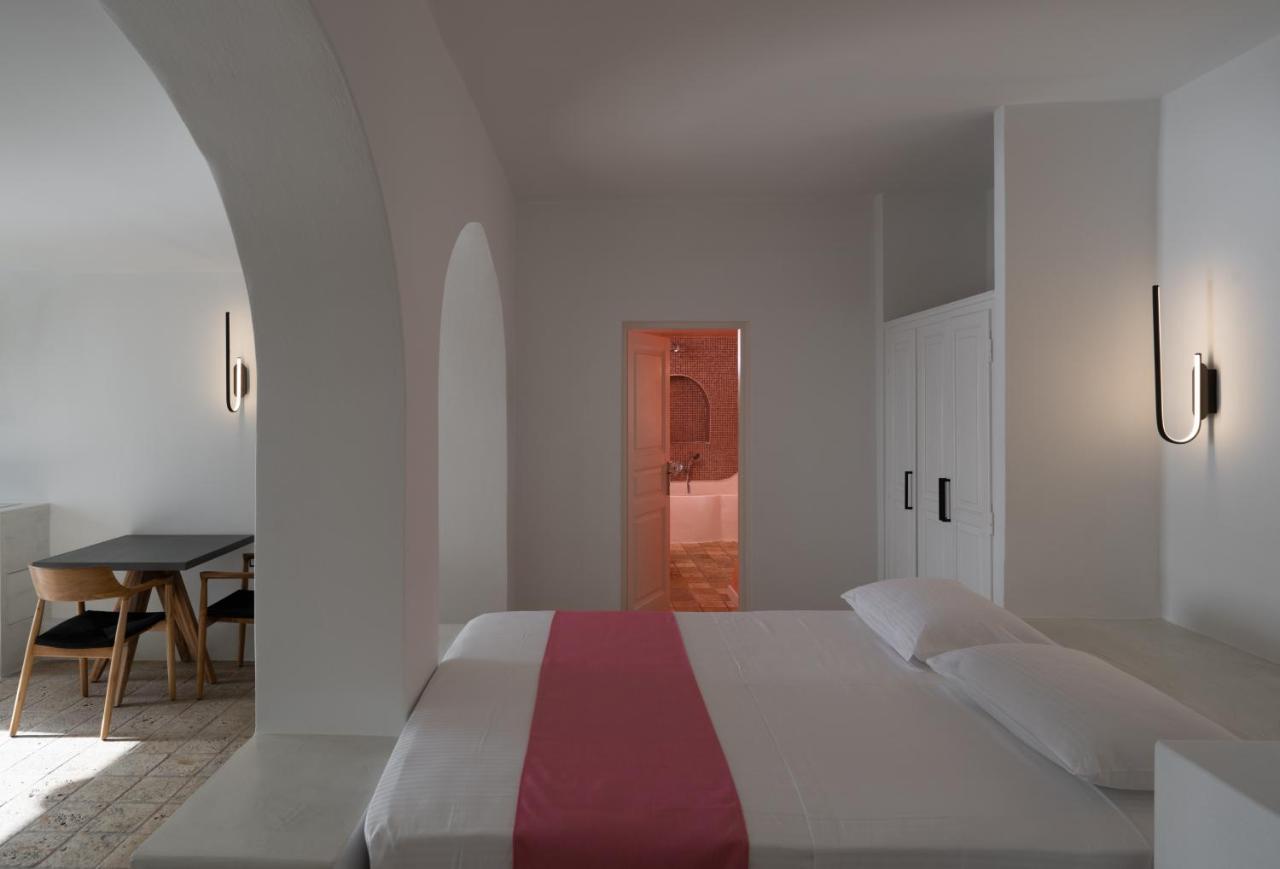 Asha Luxury Suites Fira  Exterior photo