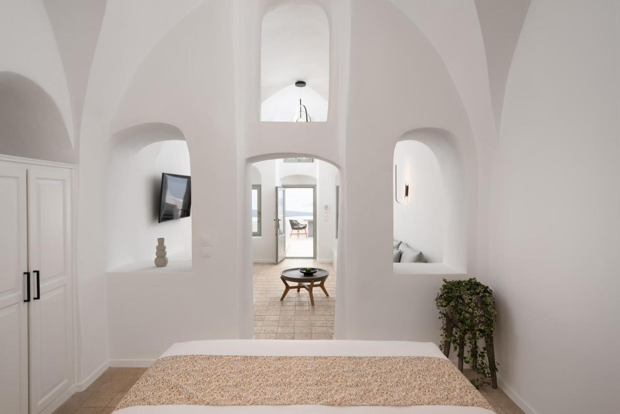 Asha Luxury Suites Fira  Exterior photo