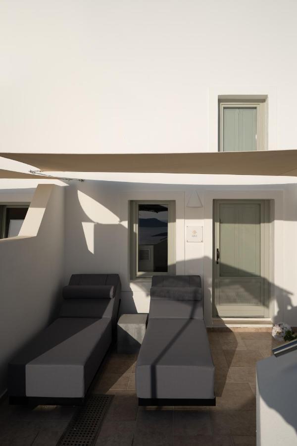 Asha Luxury Suites Fira  Exterior photo